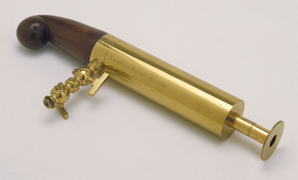 Pistola electroneumática Nairne&Blunt, fabricada según la idea de Alessandro Volta.