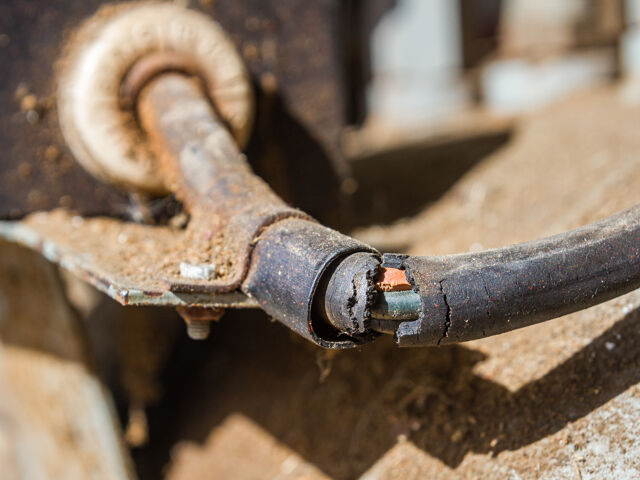 Cable de alimentación dañado